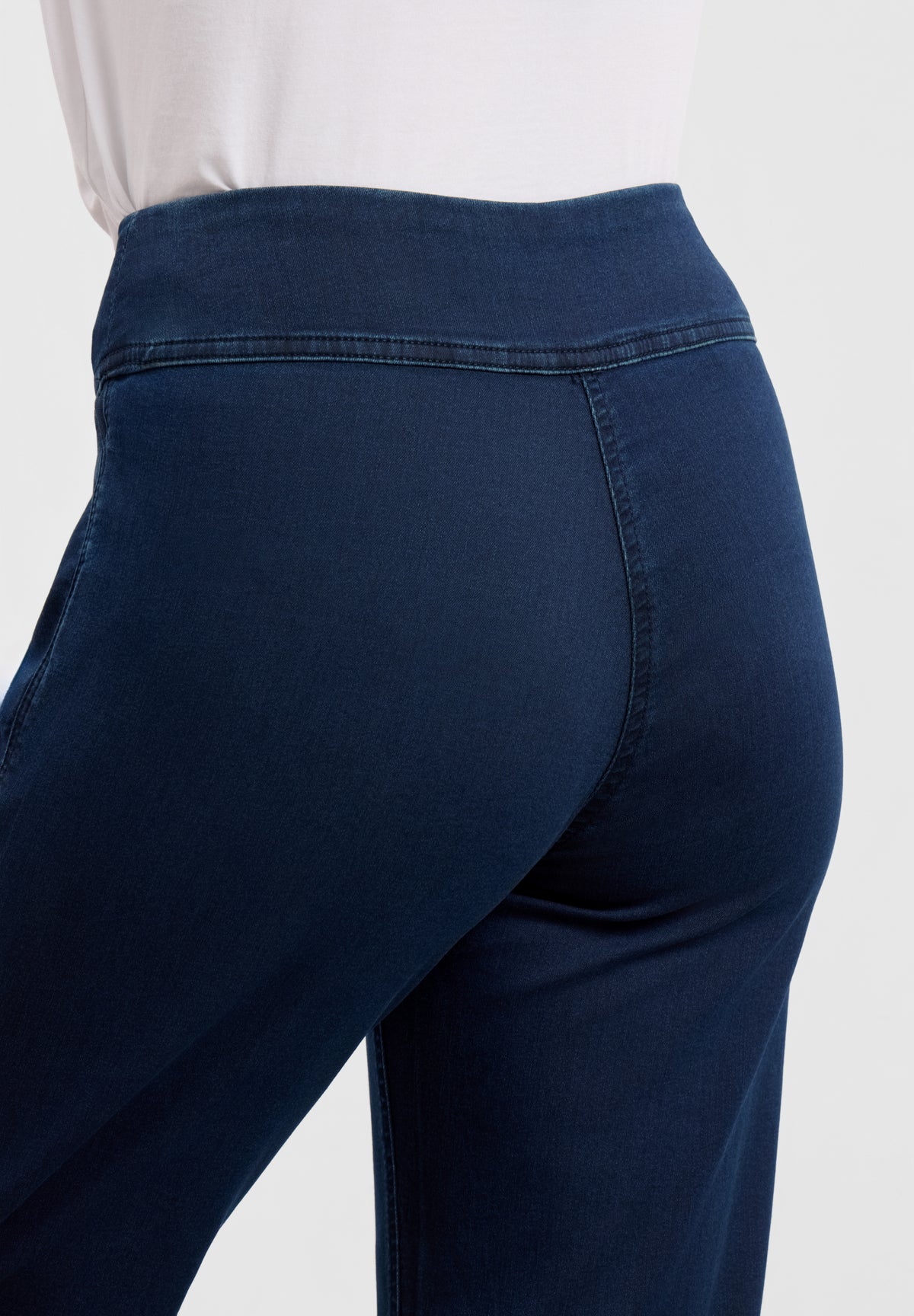 Thea Straight - Denim