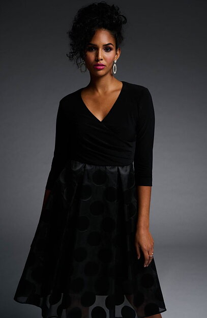 Klänning omlott prickig tyllkjol svart