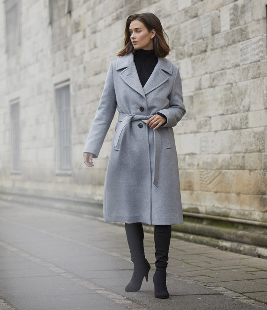 Ljusgrå ull kappa med värmande Meida isolering