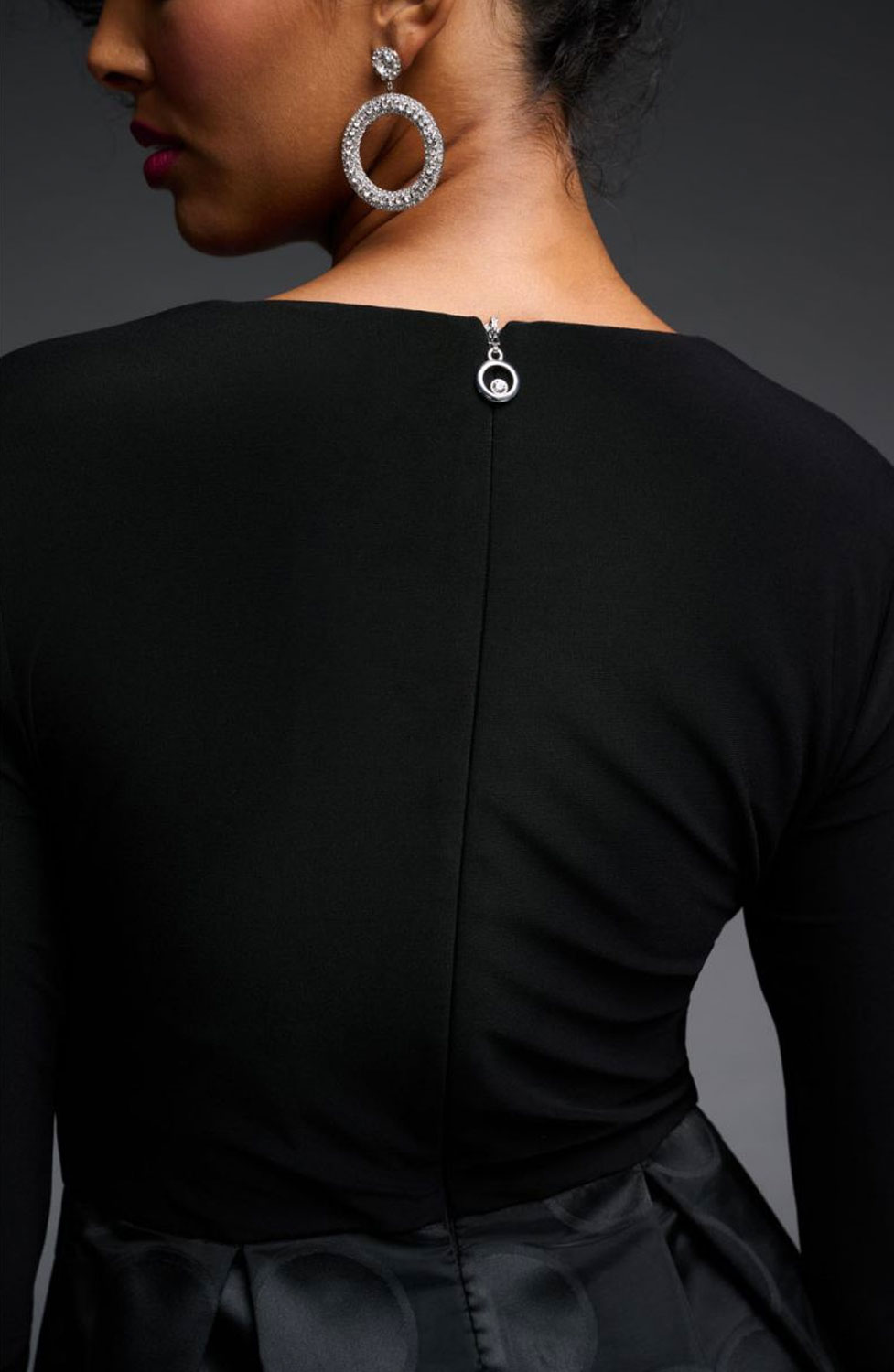 Klänning omlott prickig tyllkjol svart